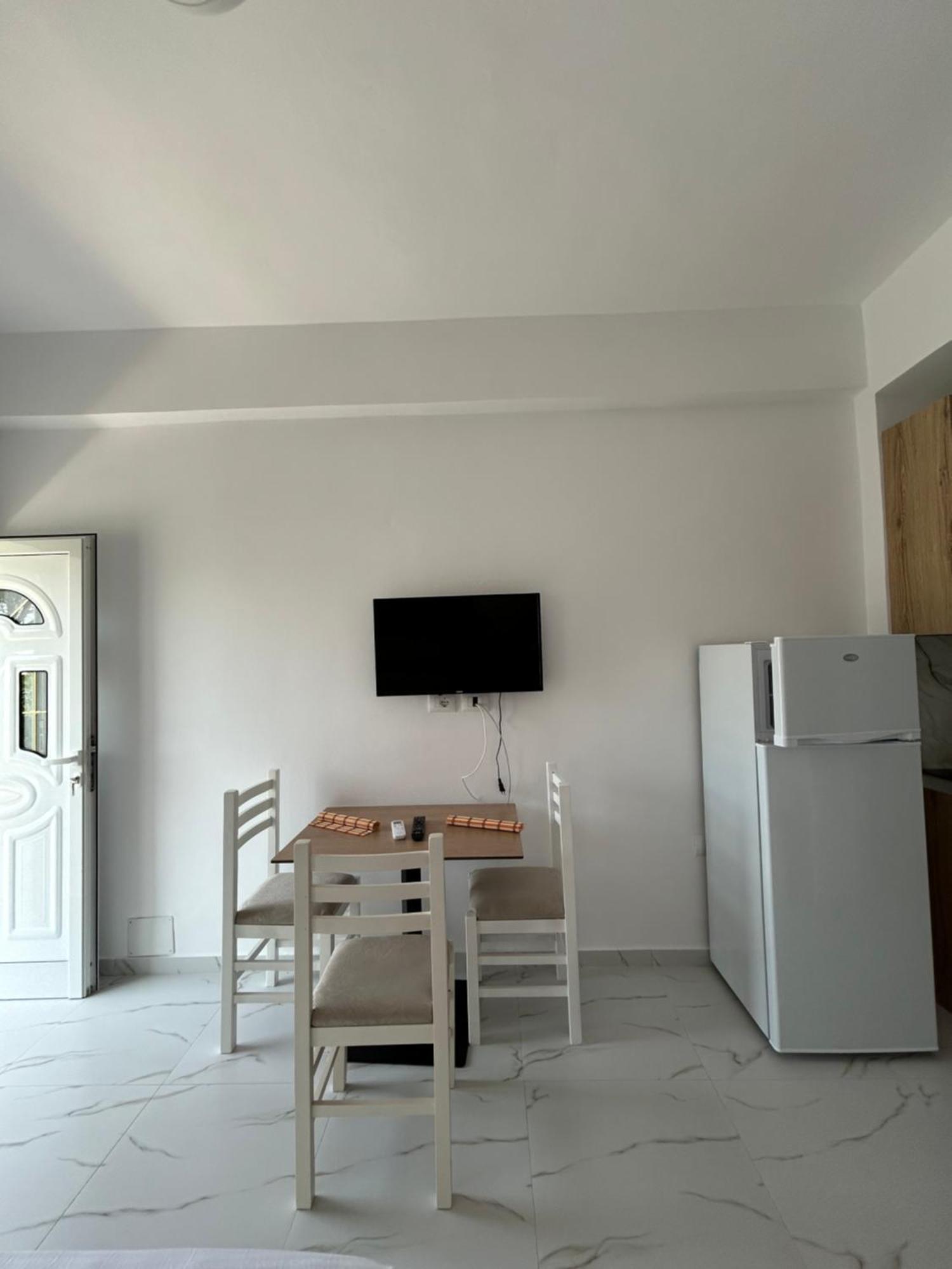 Vila Roan Vlorë Exterior foto