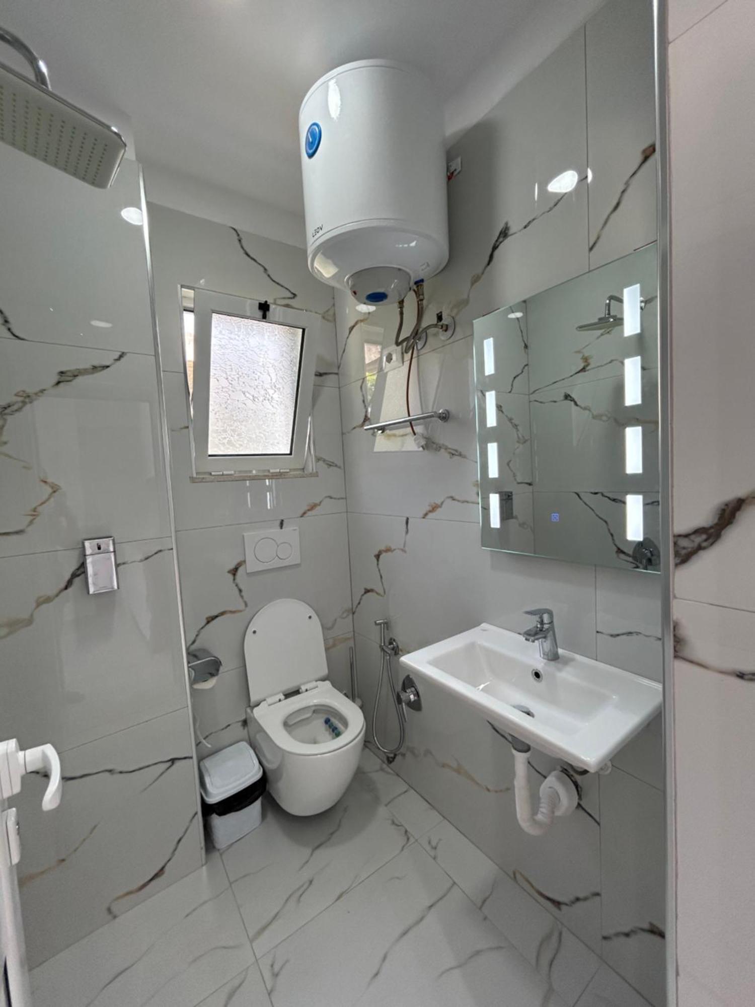 Vila Roan Vlorë Exterior foto